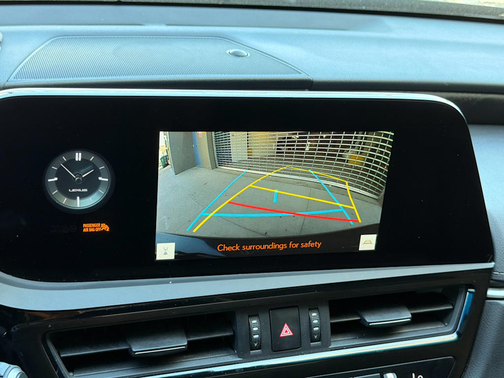 Thumbnail: 2024 Lexus ES - 23