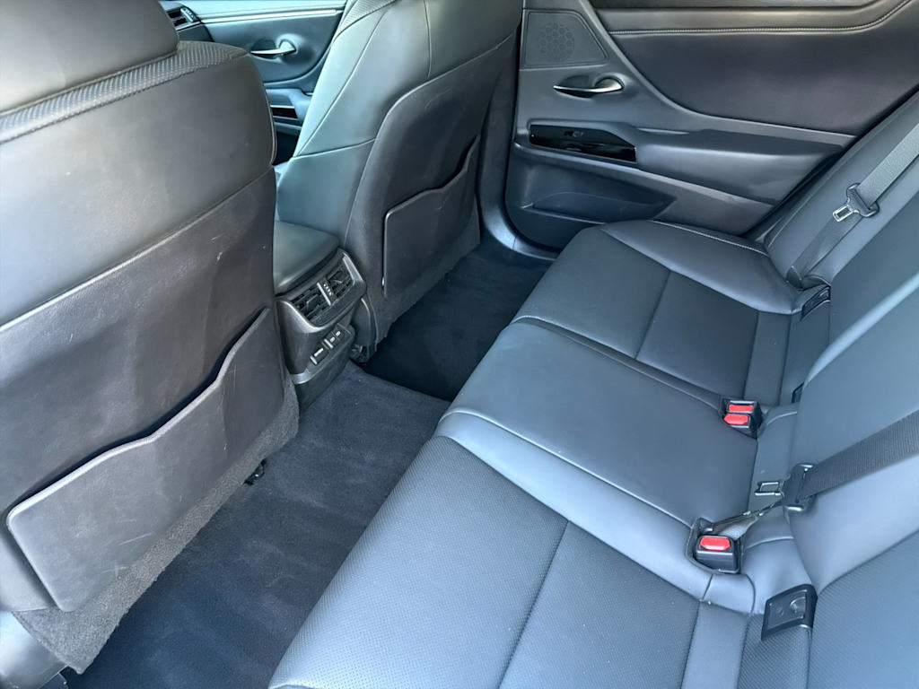 Thumbnail: 2024 Lexus ES - 9