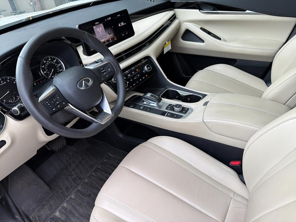Thumbnail: 2024 INFINITI QX60 - 8