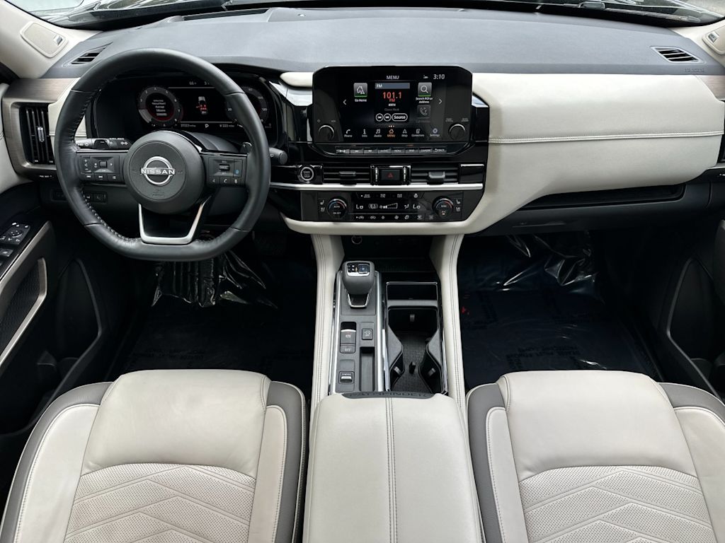 Thumbnail: 2022 Nissan Pathfinder - 2