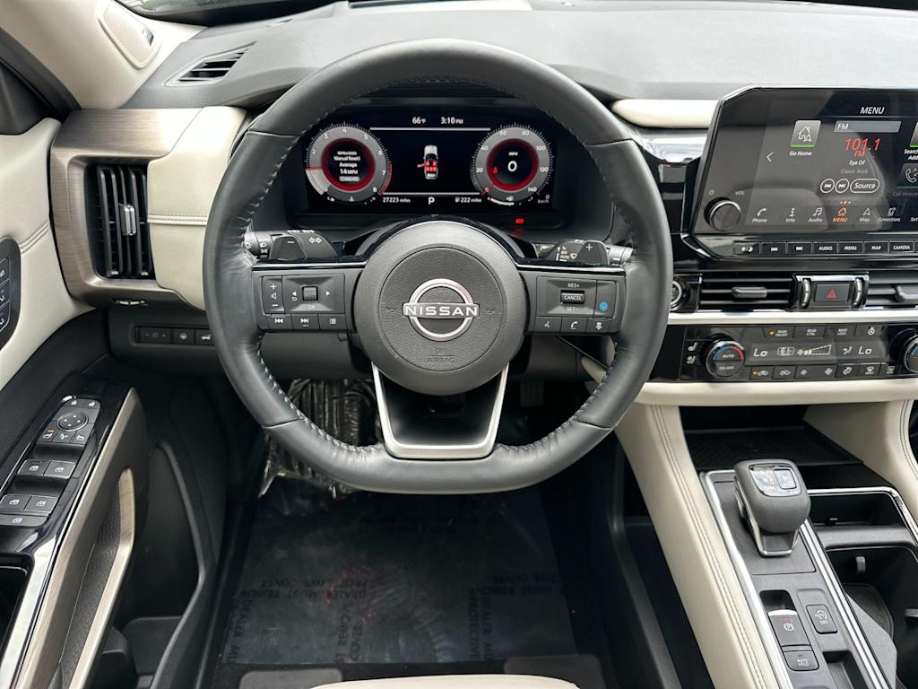 Thumbnail: 2022 Nissan Pathfinder - 11