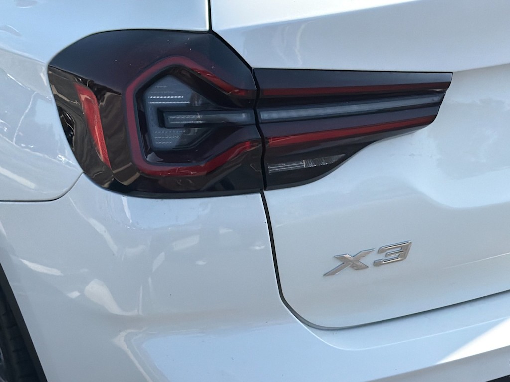 Thumbnail: 2023 BMW X3 - 28