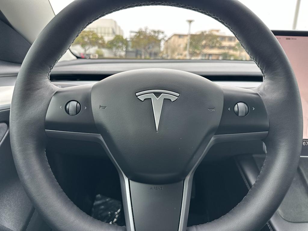 Thumbnail: 2022 Tesla Model 3 - 25