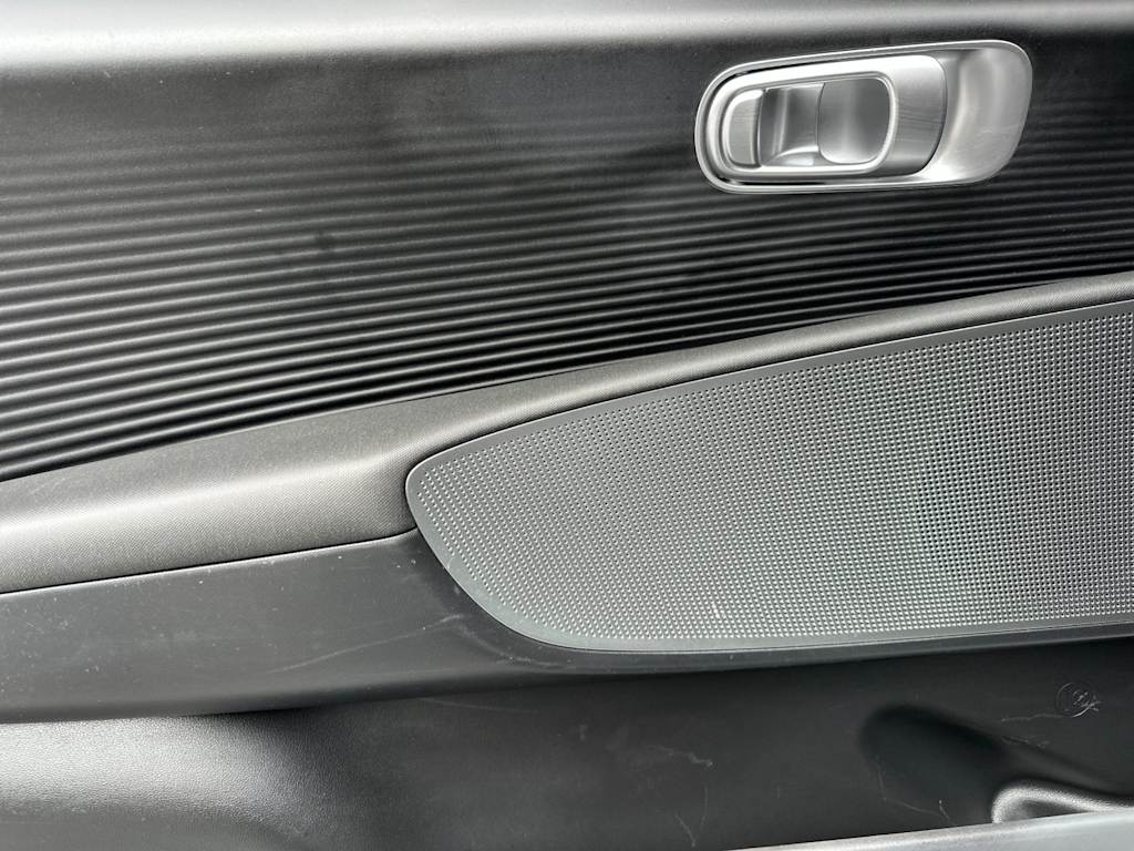 Thumbnail: 2024 Hyundai Ioniq 6 - 17
