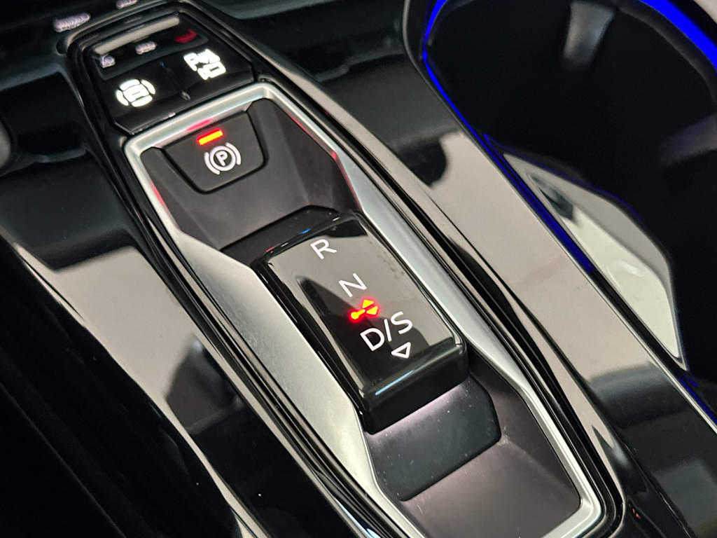 Thumbnail: 2025 Audi Q5 - 13