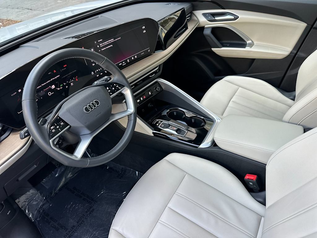 Thumbnail: 2025 Audi Q5 - 8