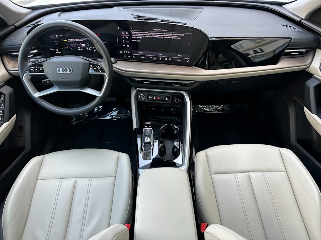 Thumbnail: 2025 Audi Q5 - 2