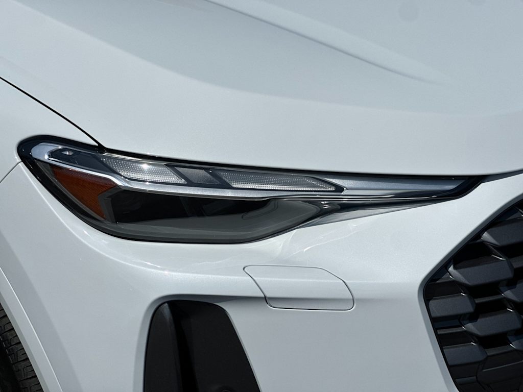 Thumbnail: 2025 Audi Q5 - 29