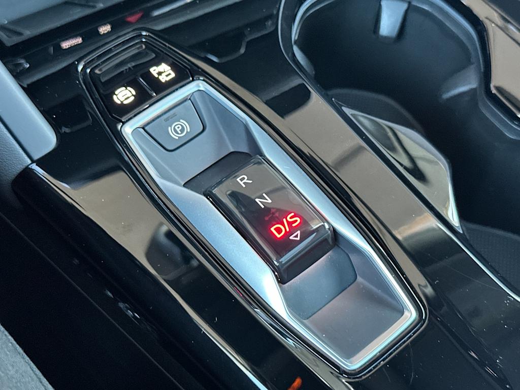Thumbnail: 2025 Audi Q5 - 13