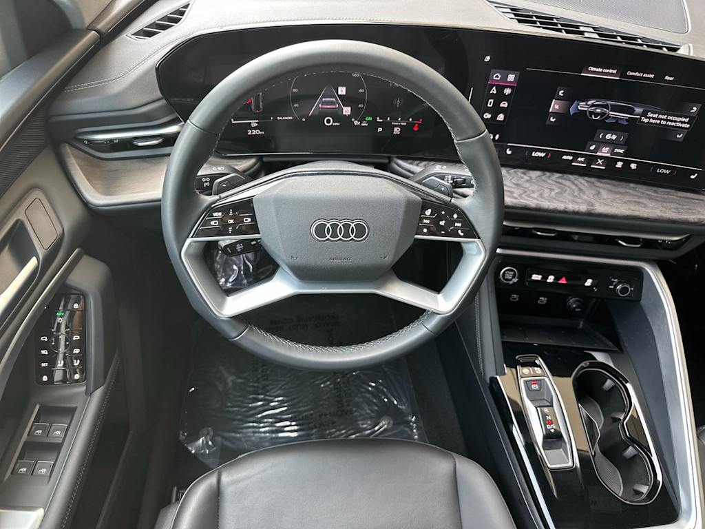 Thumbnail: 2025 Audi Q5 - 10