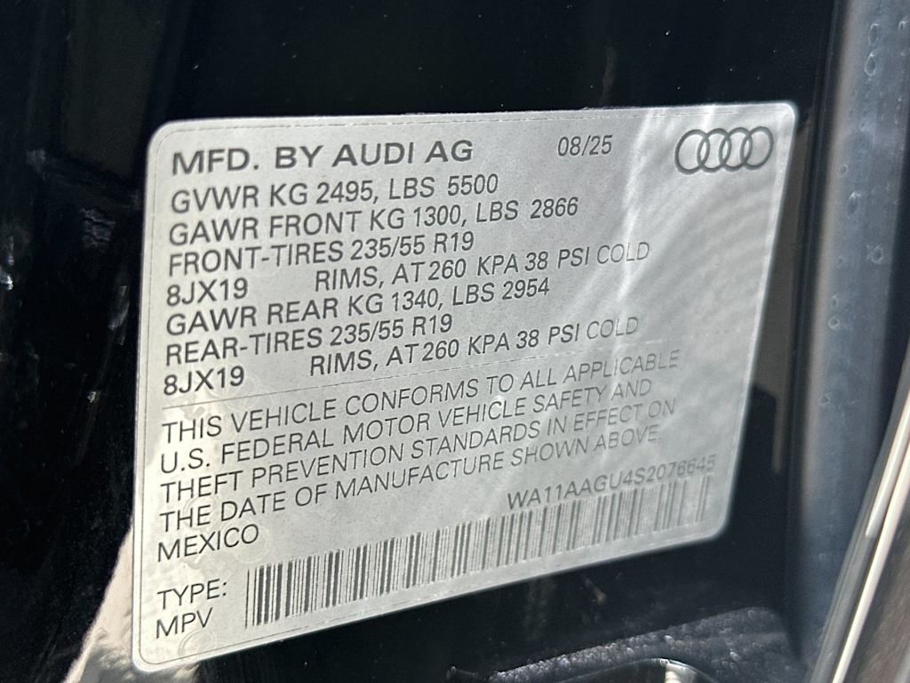 Thumbnail: 2025 Audi Q5 - 16