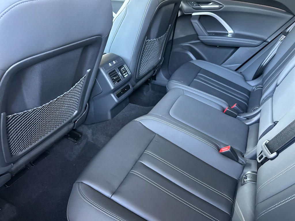 Thumbnail: 2025 Audi Q5 - 10