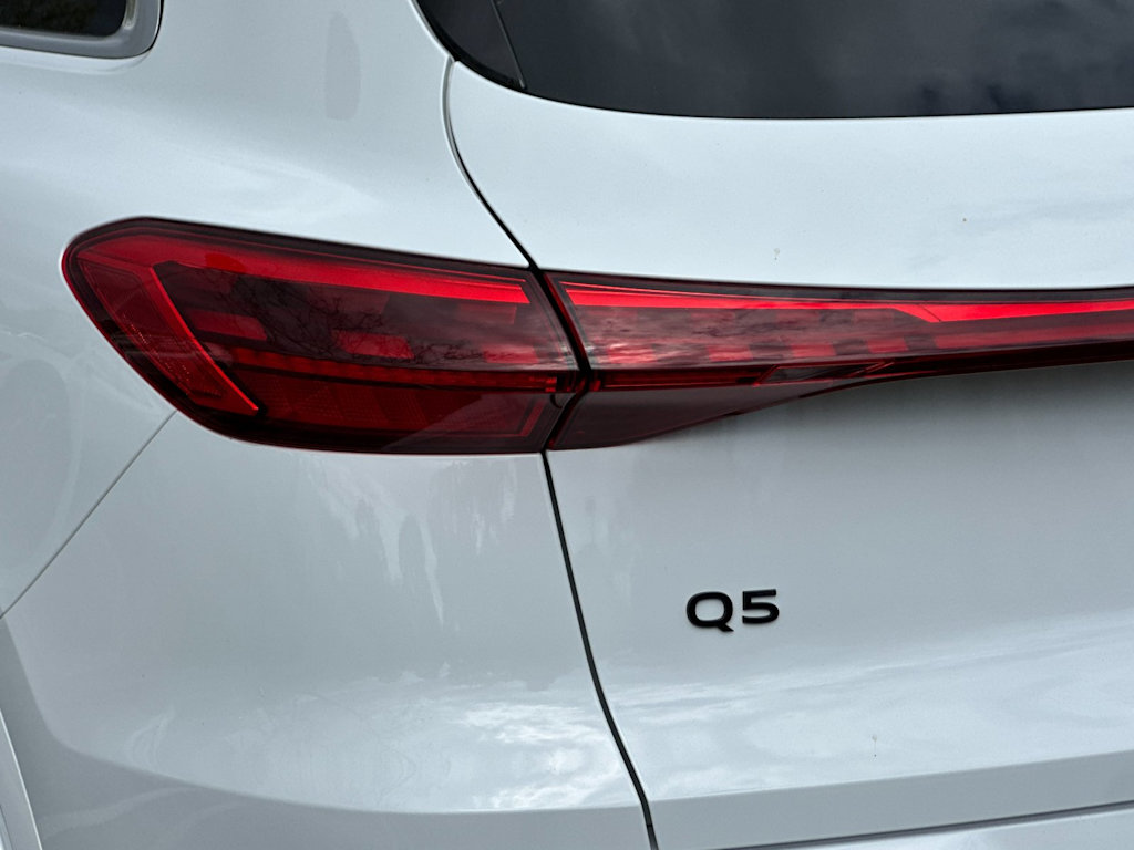 Thumbnail: 2025 Audi Q5 - 29