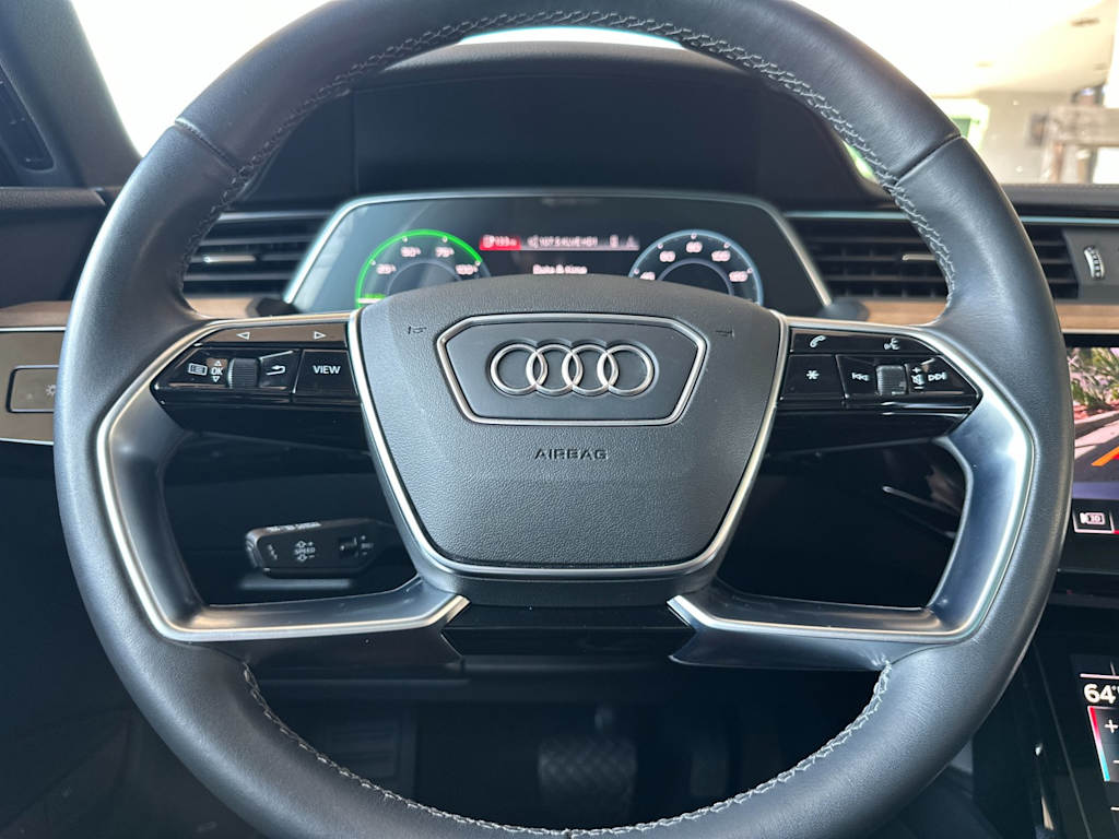 Thumbnail: 2025 Audi Q5 - 25