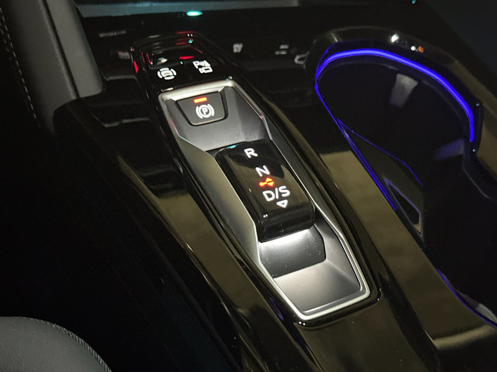 Thumbnail: 2025 Audi Q5 - 13