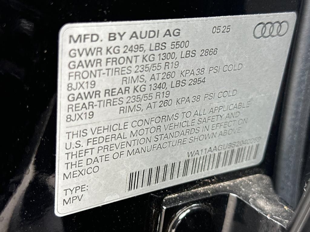 Thumbnail: 2025 Audi Q5 - 16