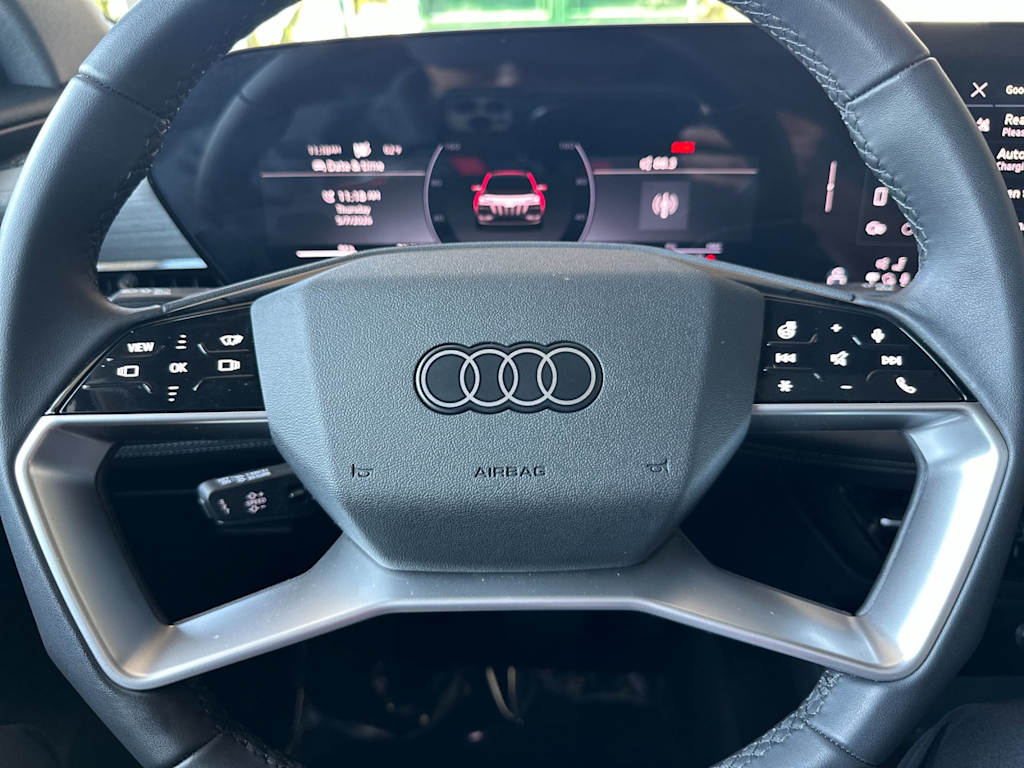 Thumbnail: 2025 Audi Q6 e-tron - 25