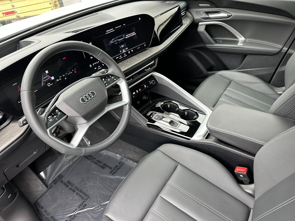 Thumbnail: 2025 Audi Q5 - 8