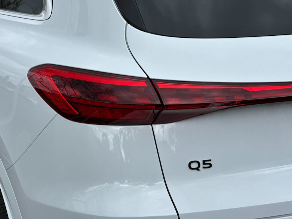 Thumbnail: 2025 Audi Q5 - 29