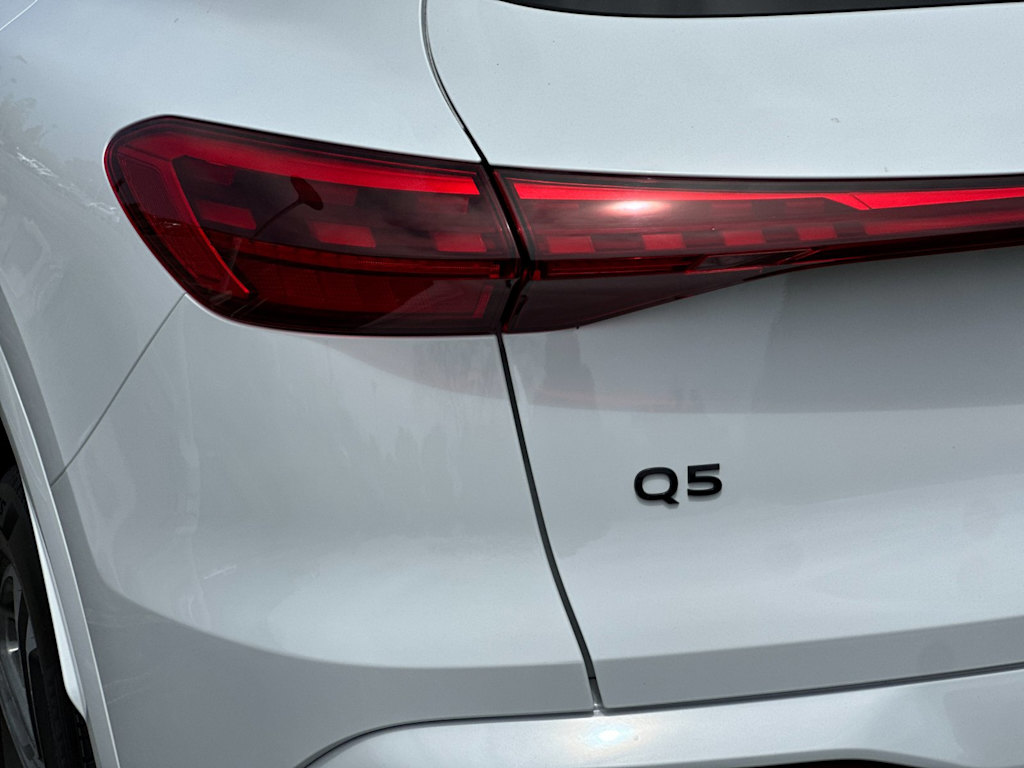 Thumbnail: 2025 Audi Q5 - 29