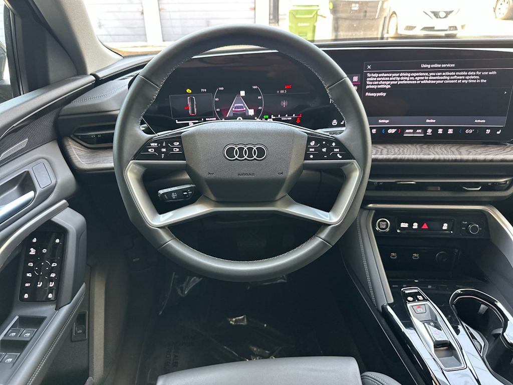 Thumbnail: 2025 Audi Q5 - 10