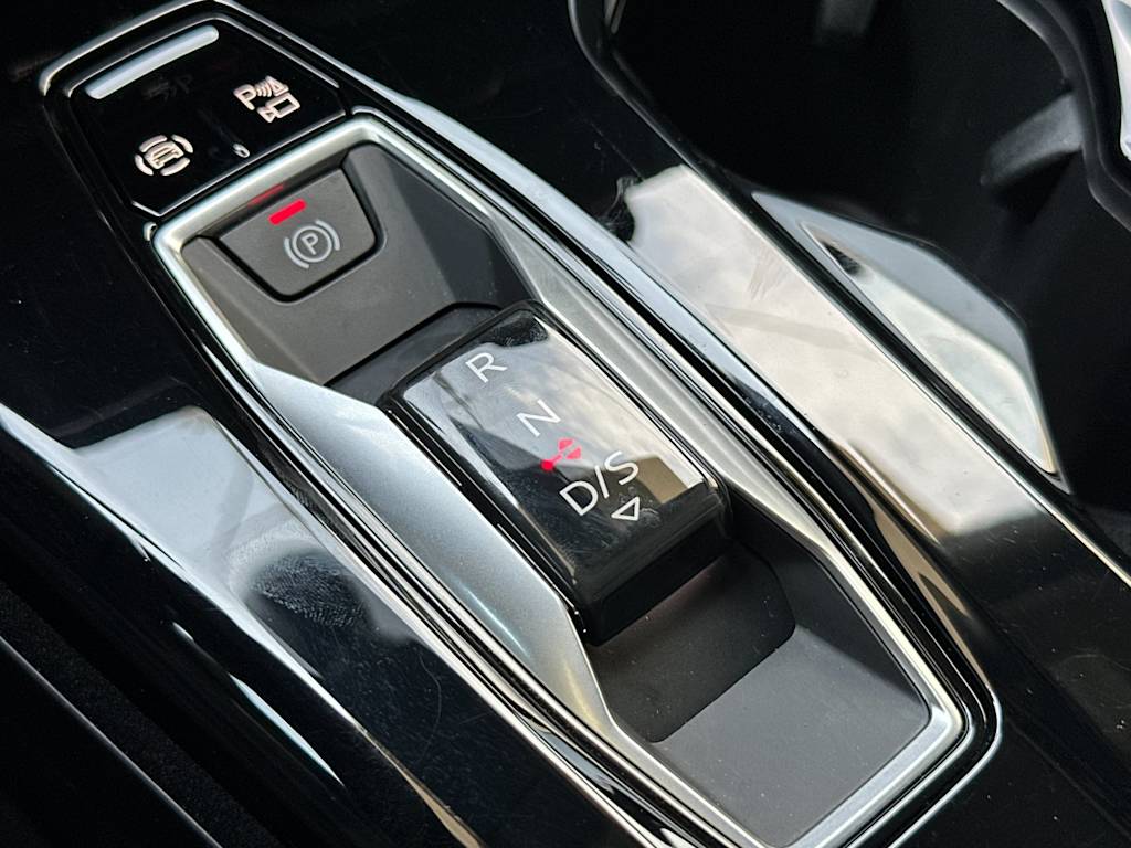 Thumbnail: 2025 Audi Q5 - 13