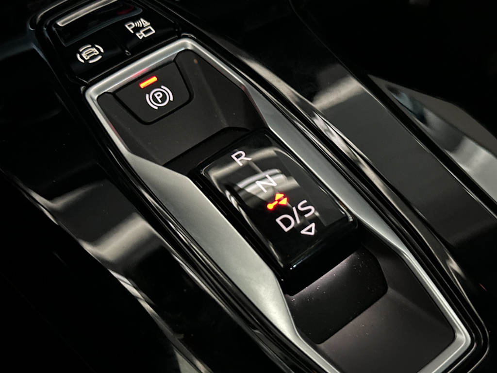 Thumbnail: 2025 Audi Q5 - 13