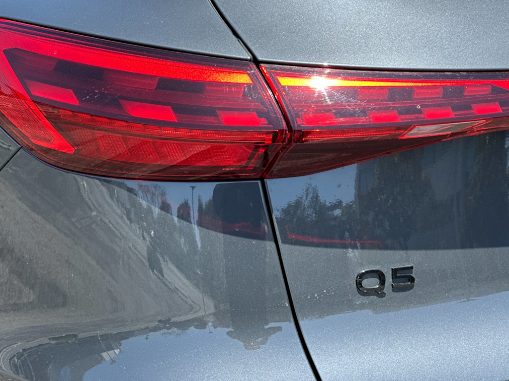 Thumbnail: 2025 Audi Q5 - 29