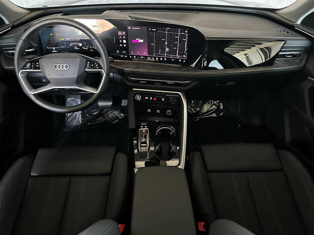 Thumbnail: 2025 Audi Q5 - 2