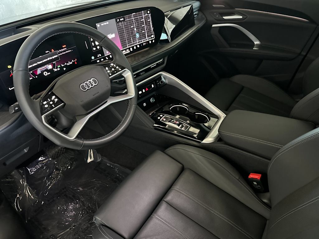 Thumbnail: 2025 Audi Q5 - 8
