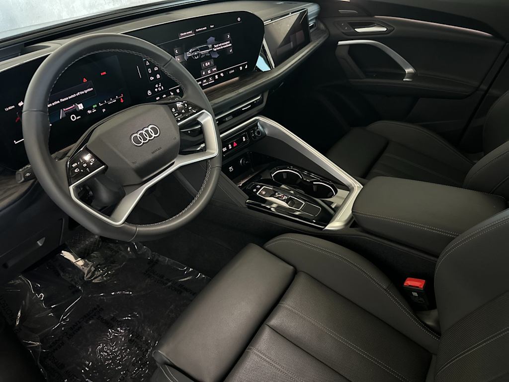 Thumbnail: 2025 Audi Q5 - 8