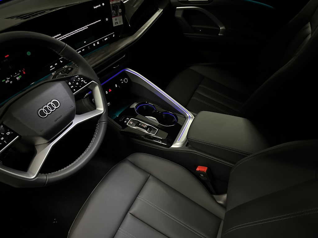 Thumbnail: 2025 Audi Q5 - 8