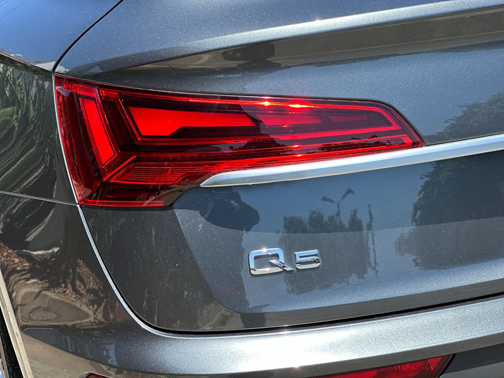 Thumbnail: 2023 Audi Q5 - 29