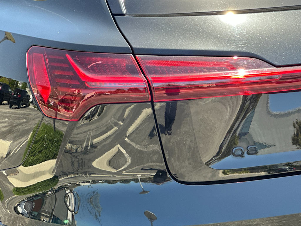 Thumbnail: 2024 Audi Q8 e-tron - 28
