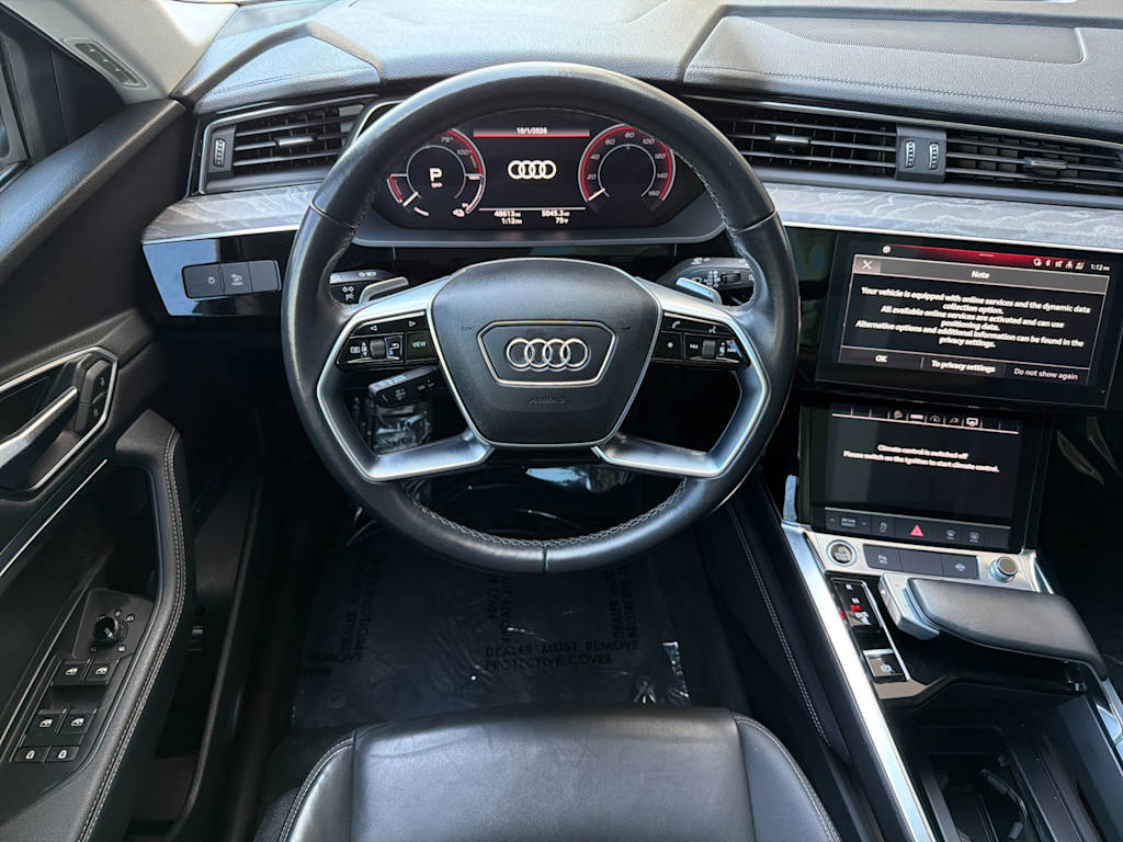 Thumbnail: 2024 Audi Q8 e-tron - 2