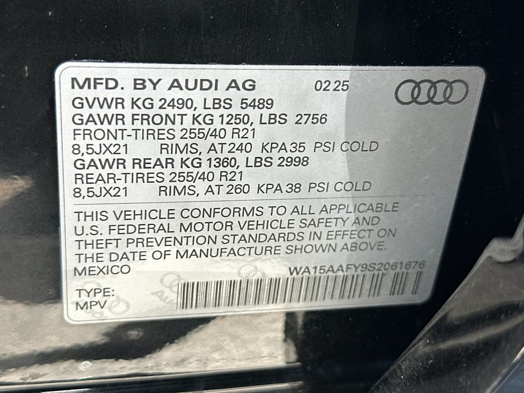 Thumbnail: 2025 Audi Q5 - 16