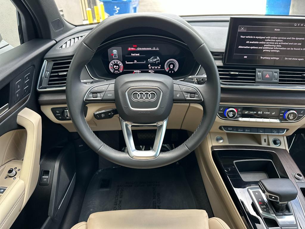 Thumbnail: 2022 Audi Q5 - 11
