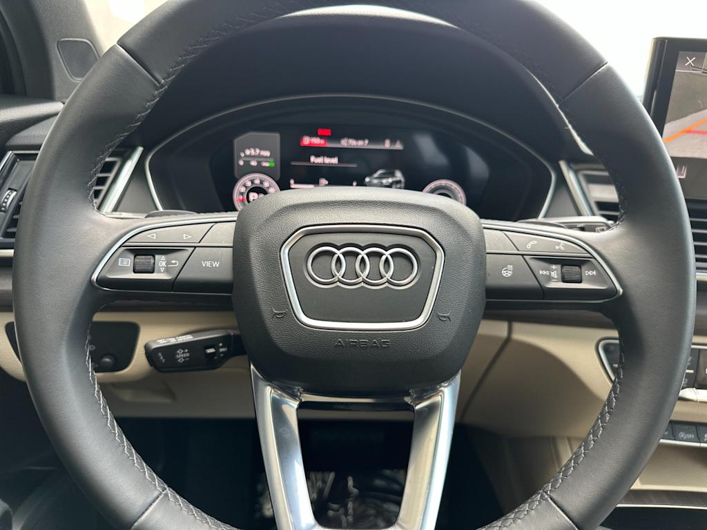 Thumbnail: 2022 Audi Q5 - 27