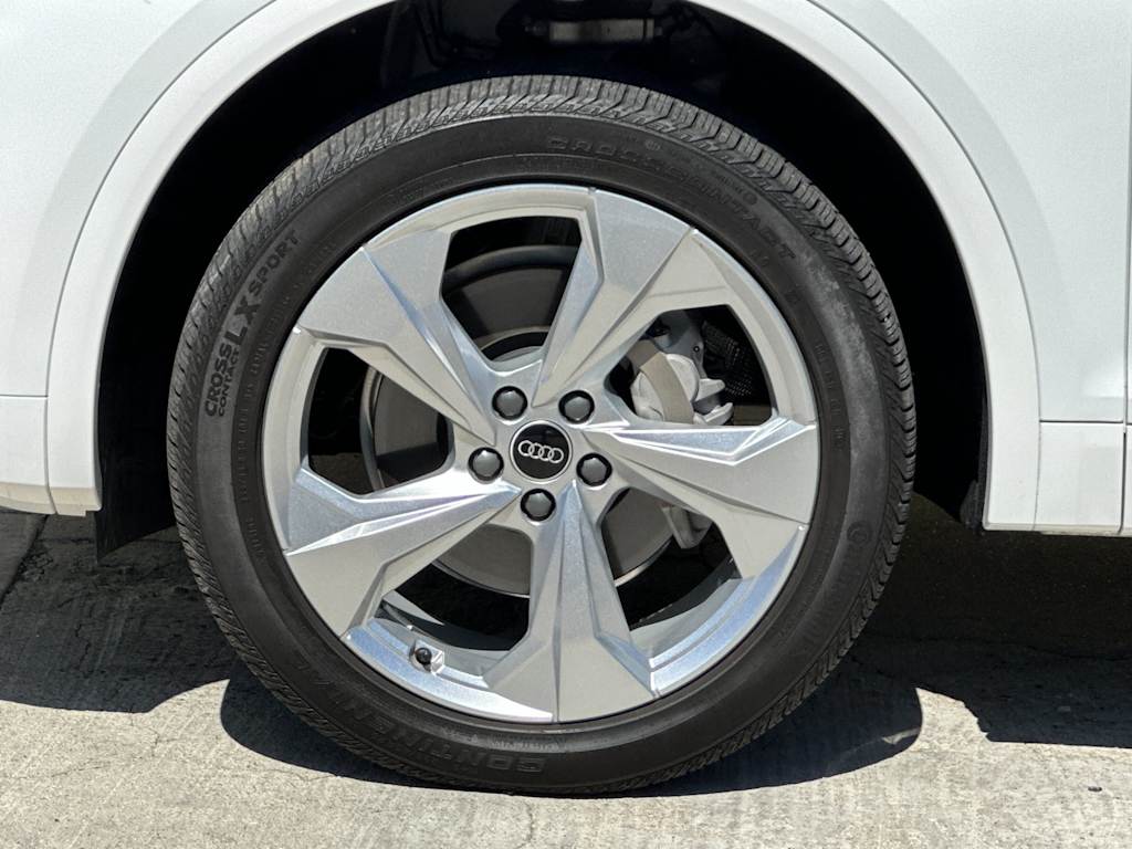Thumbnail: 2023 Audi Q5 - 7
