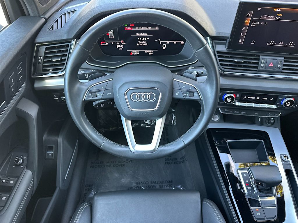 Thumbnail: 2023 Audi Q5 - 10