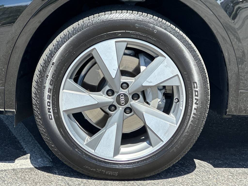 Thumbnail: 2023 Audi Q5 - 7