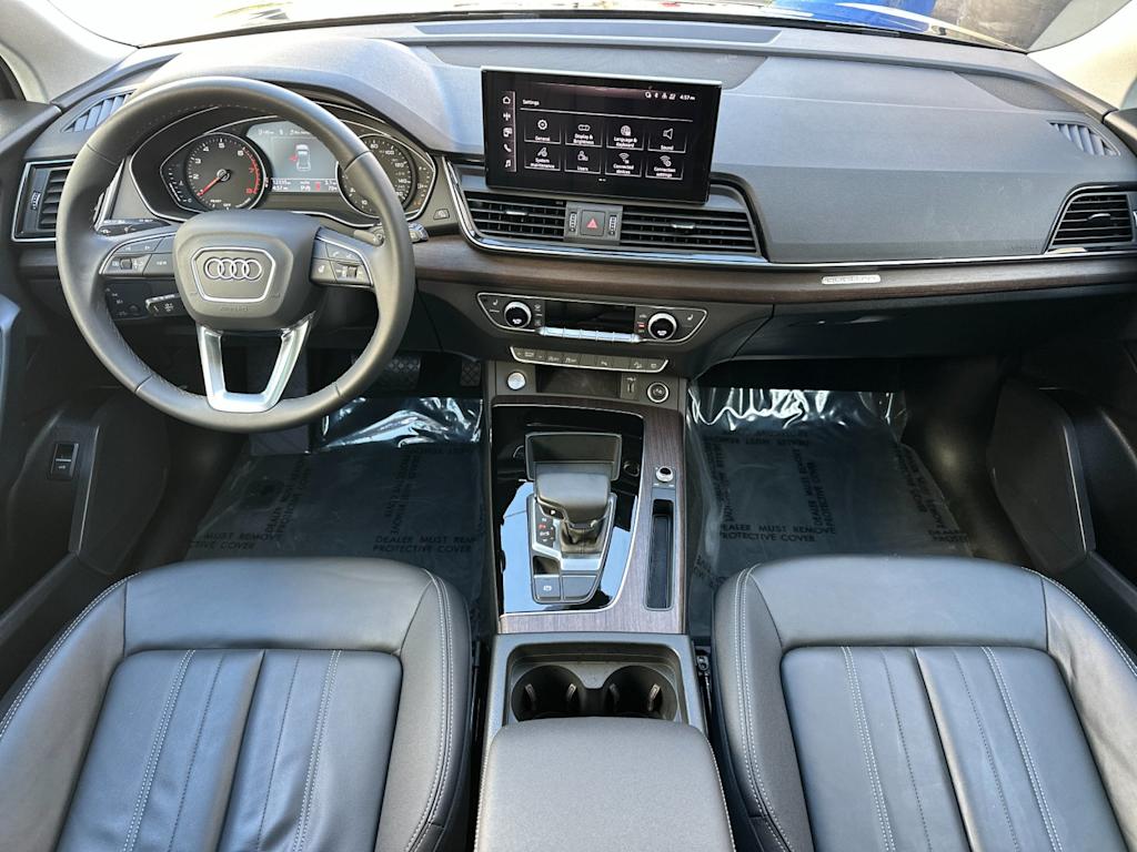Thumbnail: 2023 Audi Q5 - 2