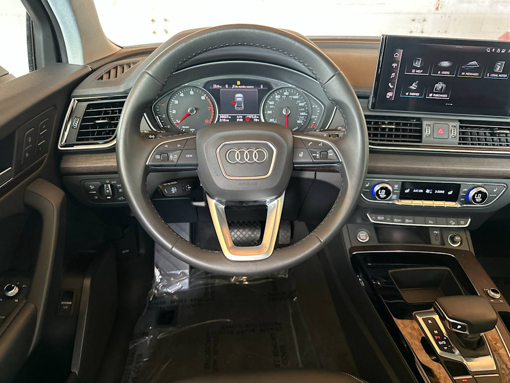 Thumbnail: 2023 Audi Q5 - 10