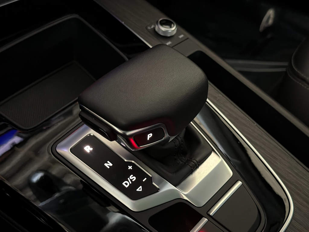 Thumbnail: 2023 Audi Q5 - 13