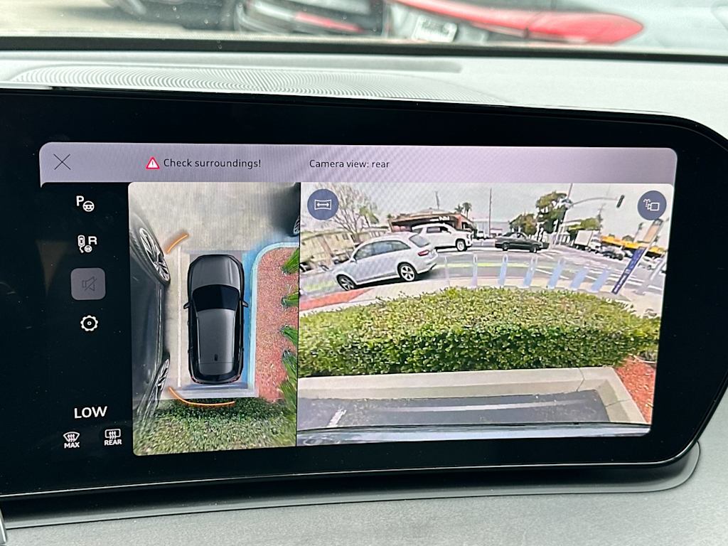 Thumbnail: 2026 Audi Q3 - 24