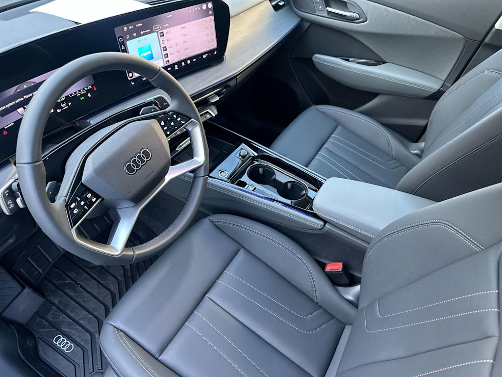 Thumbnail: 2026 Audi Q3 - 10