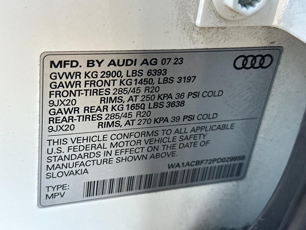 Thumbnail: 2023 Audi Q7 - 15