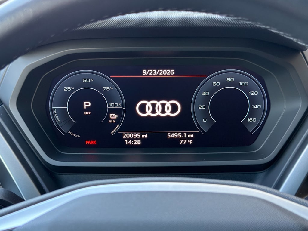 Thumbnail: 2023 Audi Q4 e-tron - 14