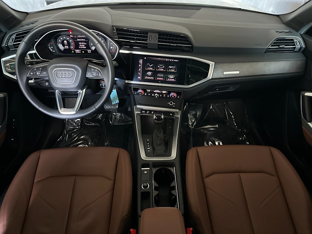 Thumbnail: 2022 Audi Q3 - 2