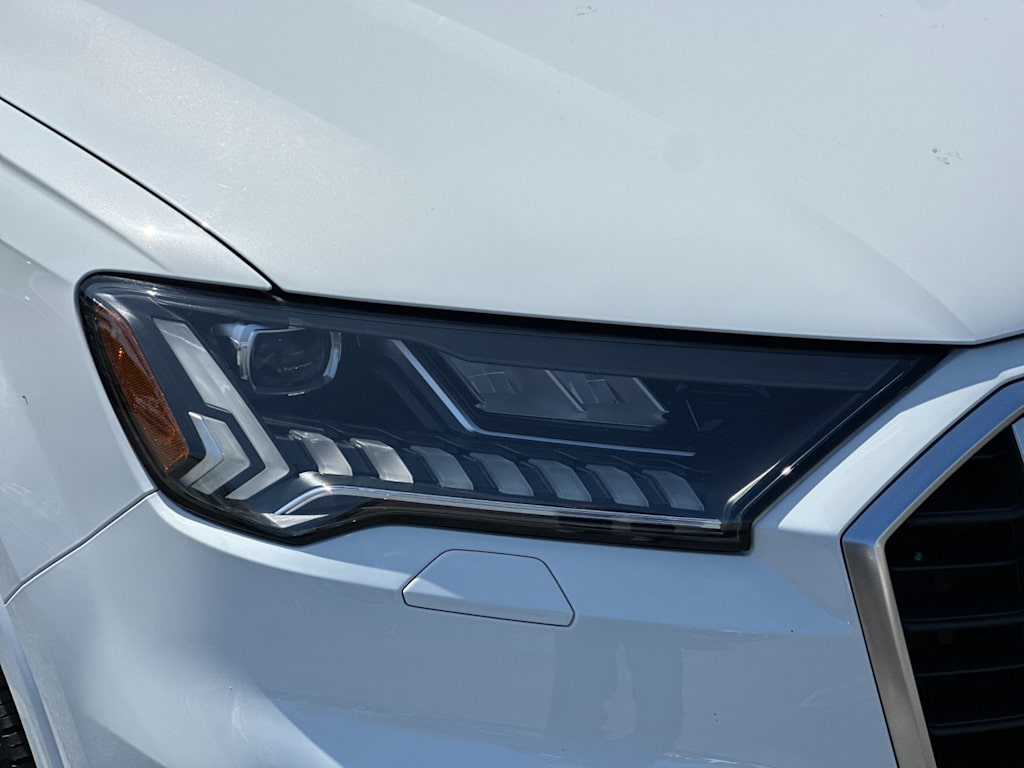 Thumbnail: 2023 Audi Q7 - 29